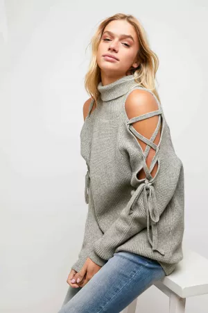 wholesale clothing solid turtle neck cutout long sleeve sweater davi & dani