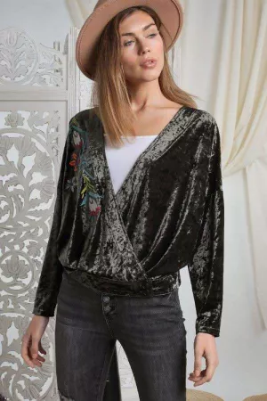 wholesale clothing floral embroidered ice vevlet surplice wrap top davi & dani