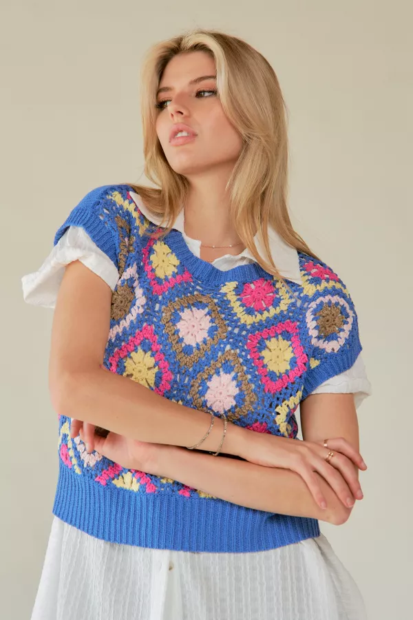 wholesale clothing flower crochet sleeveless round neck knit top davi & dani
