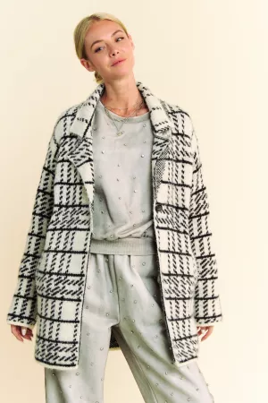 wholesale clothing plaid lapel collar button front long sleeve coat davi & dani