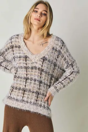 wholesale clothing v neck long sleeve sweater with textured fabric davi & dani