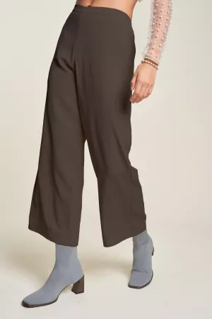 wholesale clothing solid wide legged mid rise straight pull up pant davi & dani