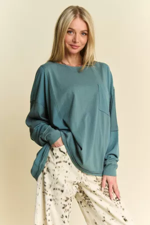 wholesale clothing long sleeve loose fit knit top with thumbhole. davi & dani