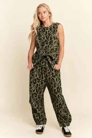 wholesale clothing leopard printed soft knit cinch tie top pants set davi & dani