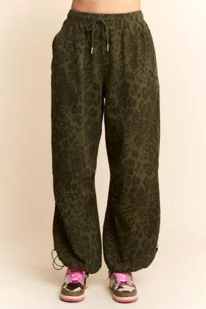 wholesale clothing hot pink leopard mesh cargo joggers davi & dani