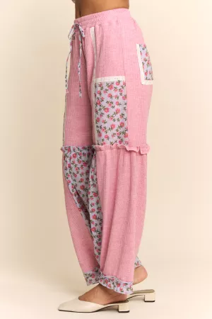 wholesale clothing waffle knit flower print lace elastic waist pant davi & dani