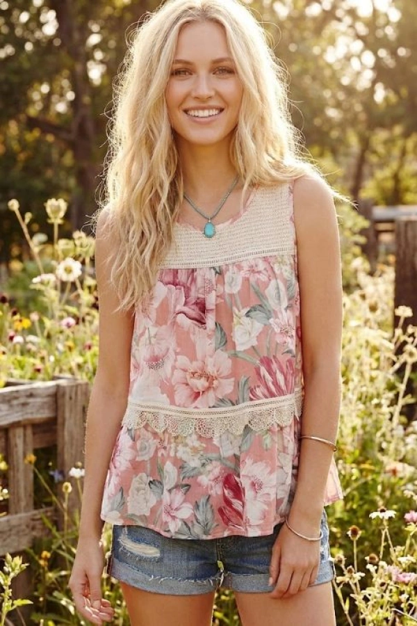 wholesale clothing floral crochet baby doll top davi & dani