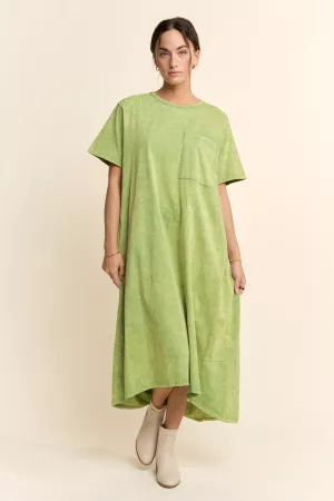 wholesale clothing garment washed pleated back midi dress davi & dani