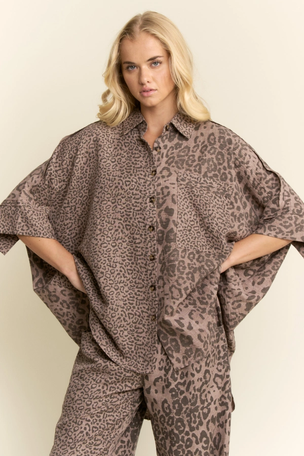 wholesale clothing animal printed ribbon ruffle sleeve shirt top davi & dani