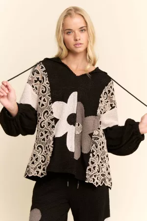 wholesale clothing hoodie oversized knnit top with flower patch davi & dani